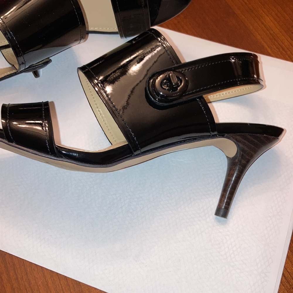 COACH. SIZE 6.  D’ORSAY SLINGBACK STRAPPY HEELS WITH CUTE BUCKLE ON SIDE. EUC - Picture 5 of 10